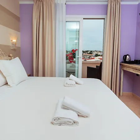 Sa Barrera - Adults Only