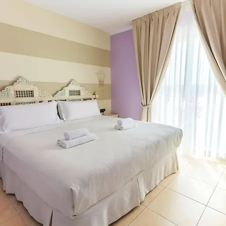 Sa Barrera - Adults Only מלון 3*